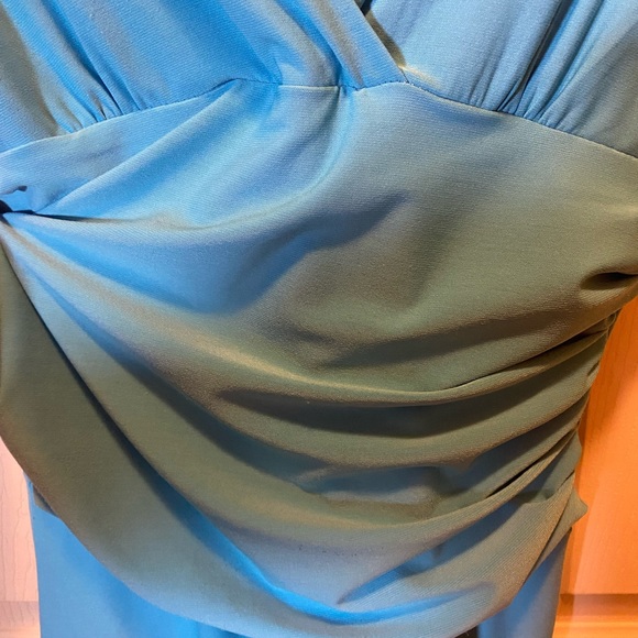 Beautiful light blue ruched middle Raindrops dress - Picture 2 of 5